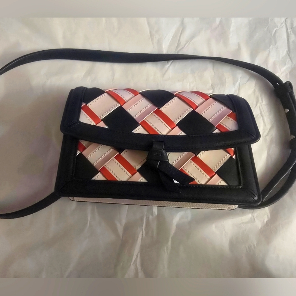 KATE SPADE ♠️ Knott Woven Leather Flap CrossbodyStyle: K6646 Retail: 298 EUC